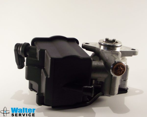 Pompa Idraulica con serbatoio originale ZF 7685900103 per impianto sterzo veicoli iveco